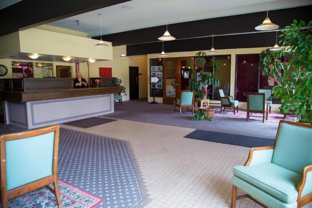 פורט הארדי Providence Place Inn מראה חיצוני תמונה