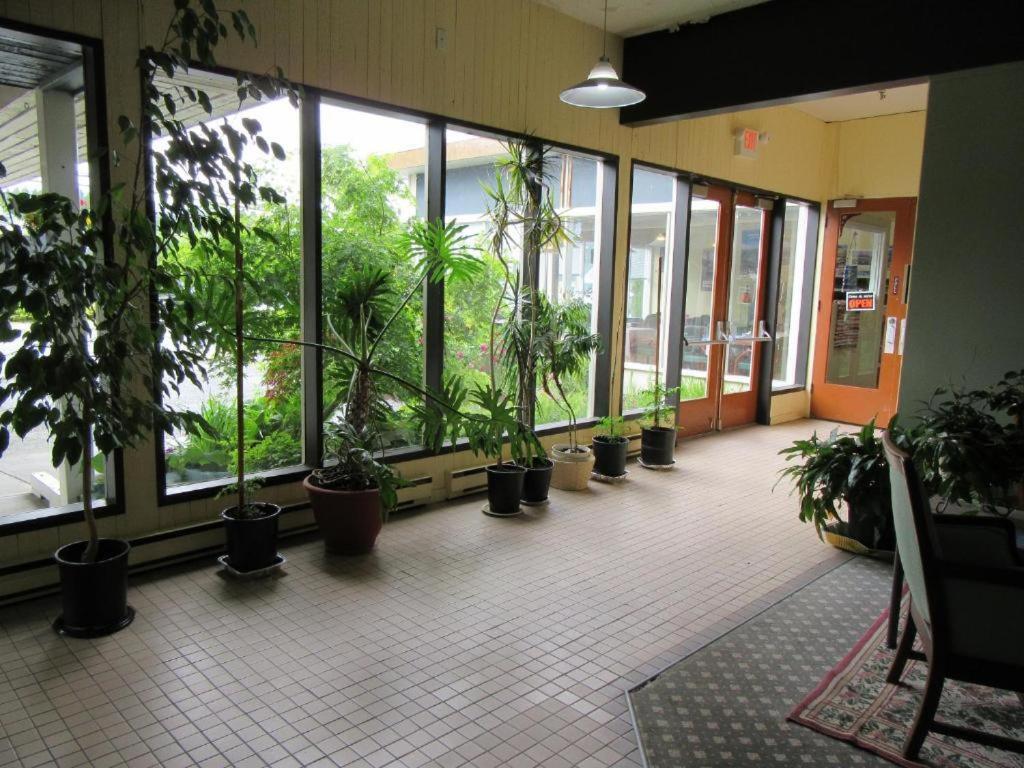פורט הארדי Providence Place Inn מראה חיצוני תמונה